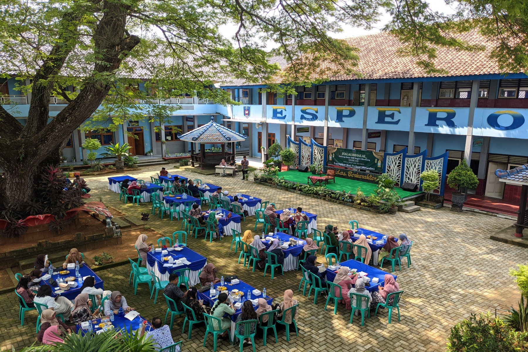 Keluarga Besar SMP Negeri 2 Rembang Gelar Halal Bihalal Idul Fitri 1446 H: “Lapangkan Hati, Perkuat Silaturahmi”